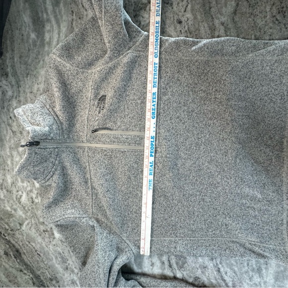 The North Face Men's Medium Grey Heather Sweater Fleece Size XL (M1) - Picture 6 of 10